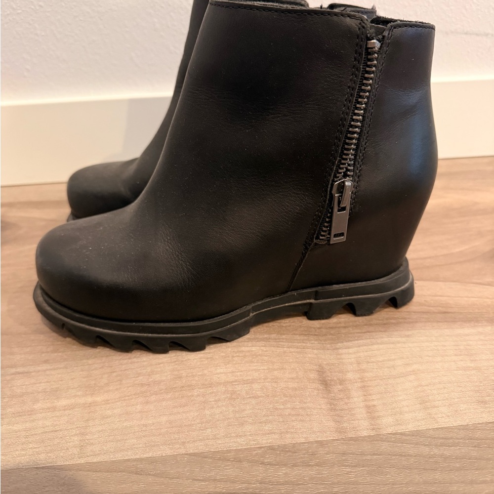Sorel Black Wedge Ankle Boots
